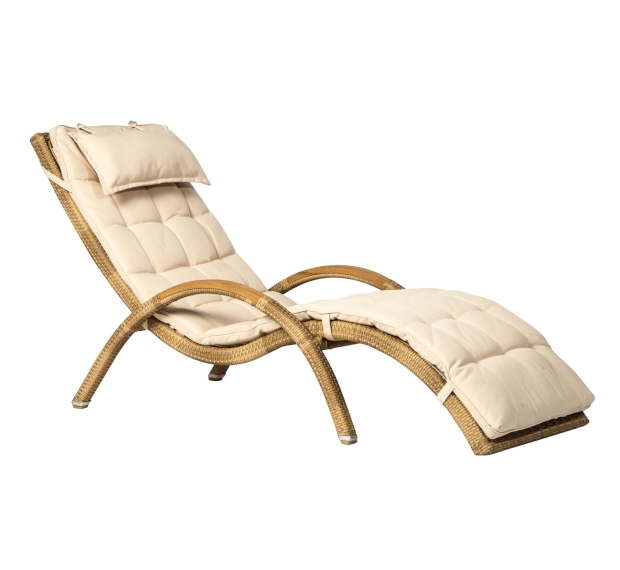 POLY RATTAN SUNBED WITH FLAT FIBER