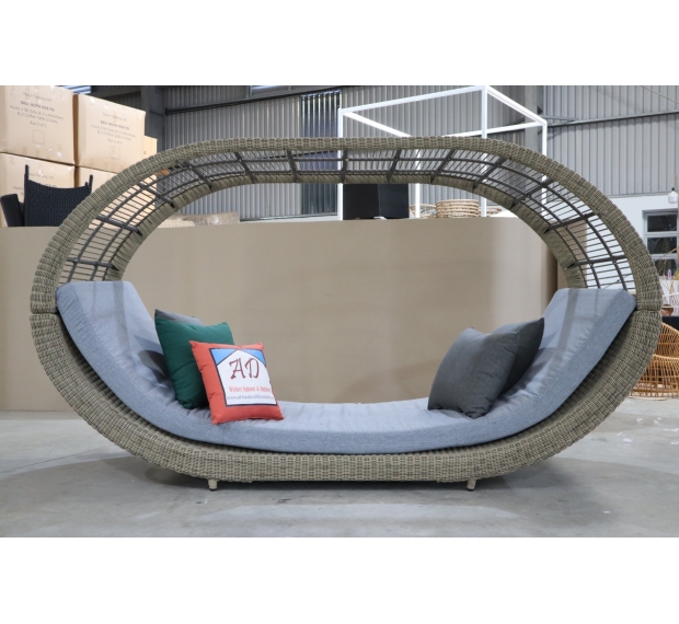 POLY RATTAN OVAL DAYBED - K/D