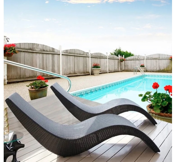 POLY RATTAN SUNBED WITH PILLOW