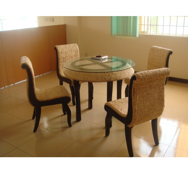 WATER HYACINTH DINING SET