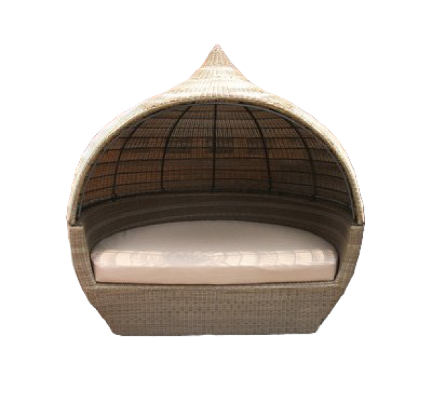 POLY RATTAN LOVE HOUSE
